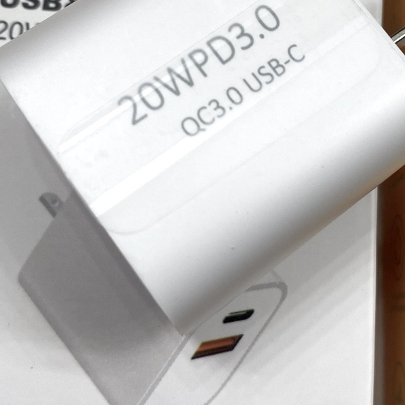 BUNDLE 1pc 3-In-1 Charging Cable Compatible & 20W USB & USB-C Power Adapter, NEW - Picture 8 of 8